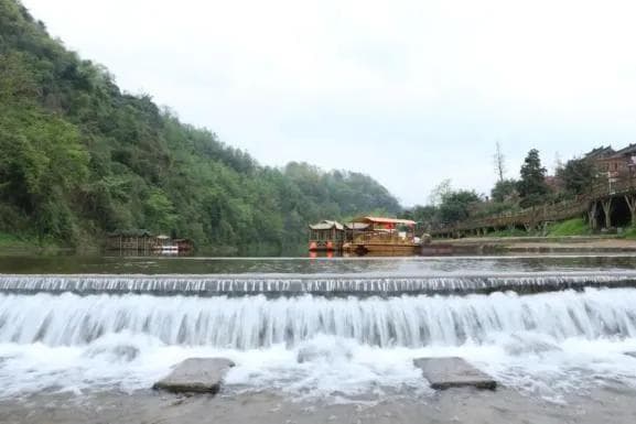 崇州十大景点全攻略：从古镇到森林公园，成都近郊的诗画美景