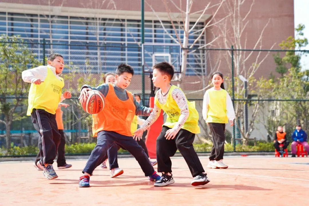 体育课天天见，看这些地方，孩子们活力满满