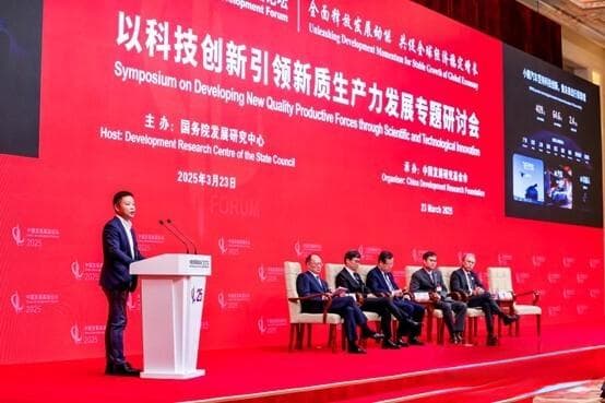 如何看待汽车降价潮、内卷式竞争？小鹏、宝马、奔驰老总热议