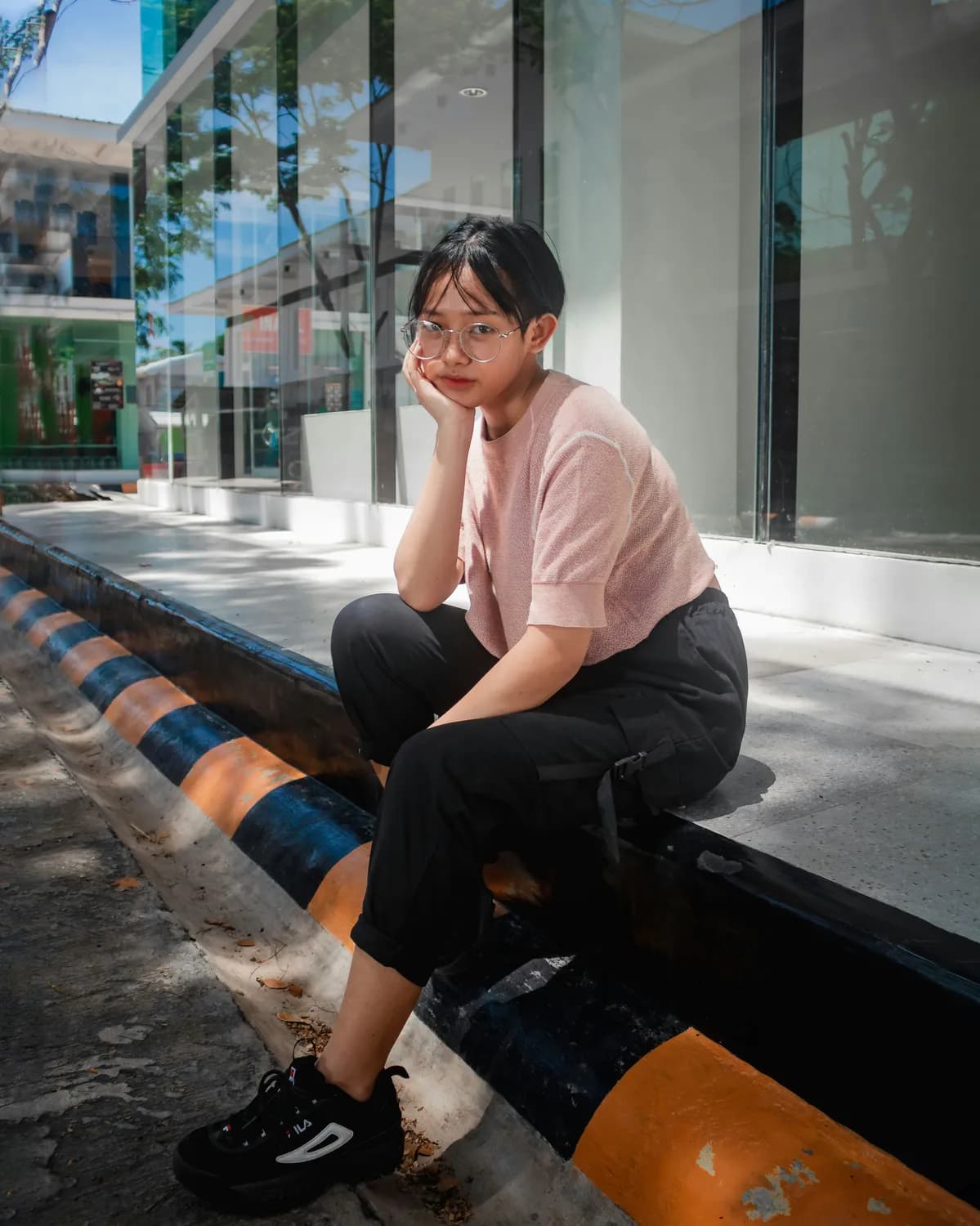 职场妈妈的文化困境：从“她困惑”到“她优势”