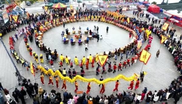 怀化：以春节为媒 共绘民族交融“新图景”