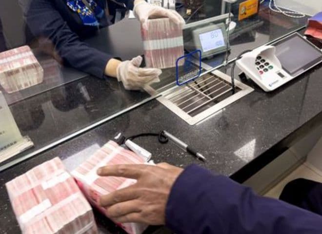 银行VIP客户准入门槛全解析：存款多少才能享受专属服务？