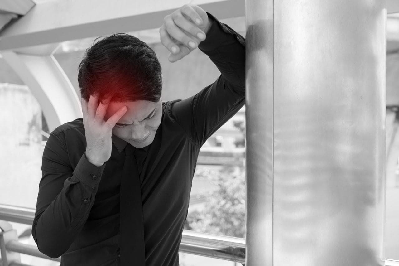 咳嗽时头疼怎么办？多种药物治疗方案及注意事项