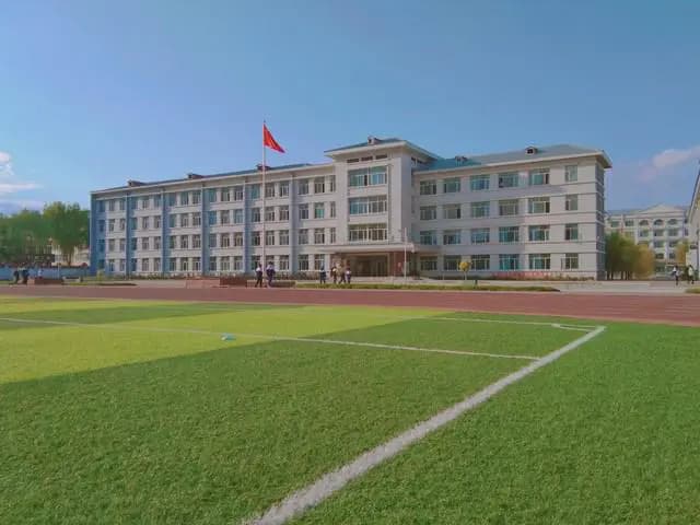 “四组八校”，每个学校都有“撞衫者”，它们的实力也都一样吗？