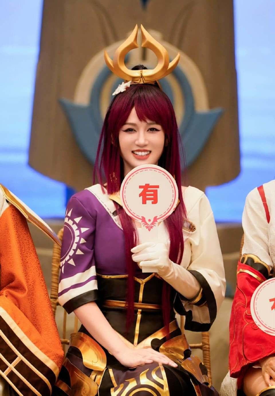 陈乔恩COS伽罗惊艳亮相，100%还原度获赞