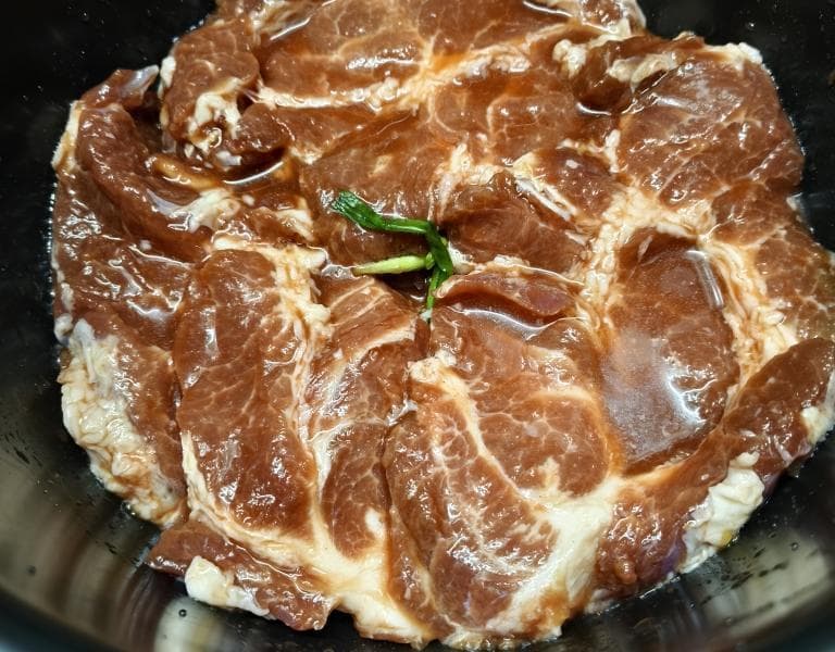 电饭煲美食大挑战：小白也能变大厨！