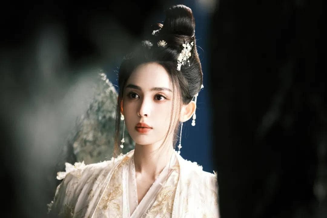 古力娜扎新作《大梦归离》：从“花瓶”到实力派的蜕变