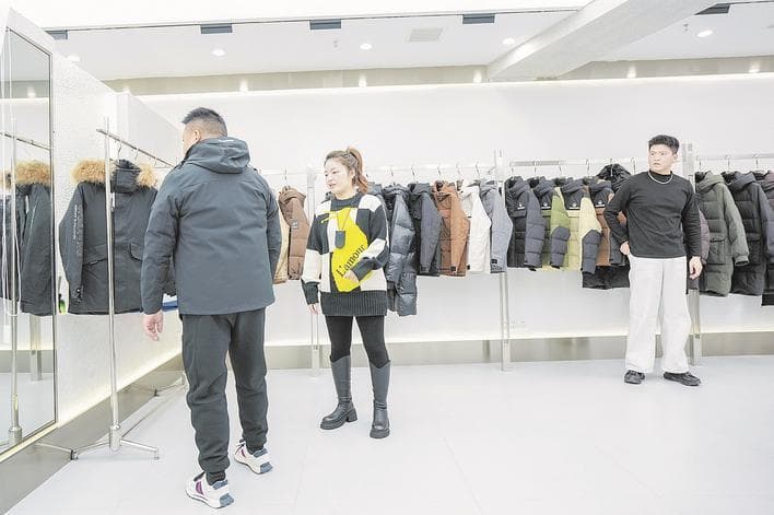 “做服装这一行，就不能听天由命”