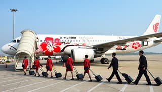外媒评选“全球服务最差的航空公司”榜单 国航不幸进入前十