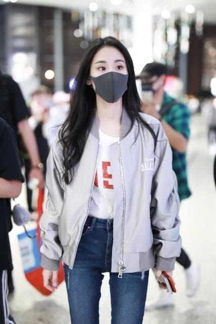张碧晨分享唱哪吒片尾曲幕后 再度合作传递成长勇气