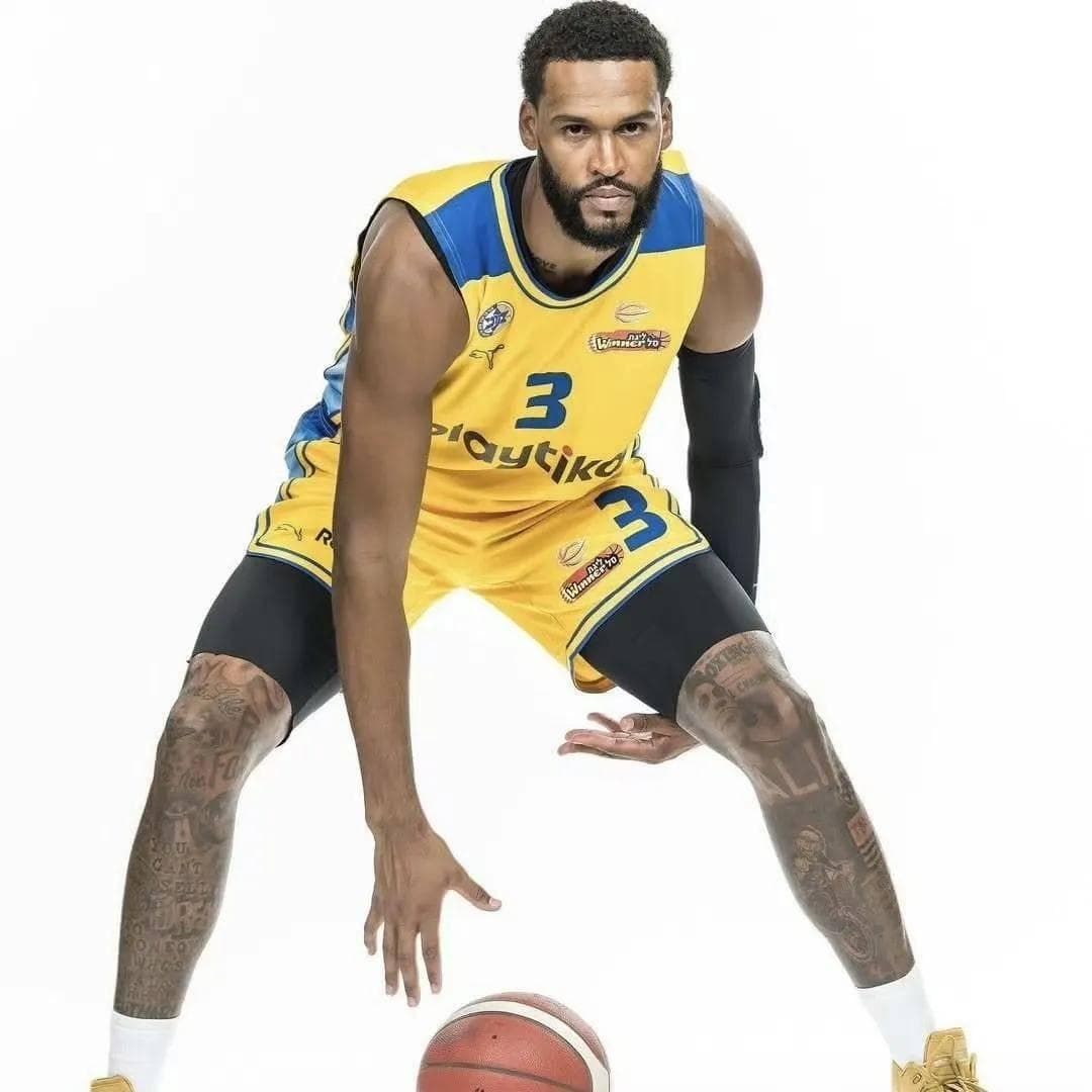 辽宁男篮新签第四外援詹姆斯·韦伯三世，这位前NBA球员有何来头？
