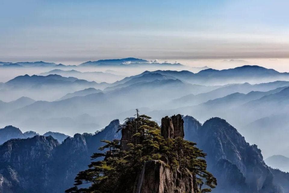 黄山市旅游景点有哪些？黄山不止有奇峰！揭秘古徽州隐藏版玩法！