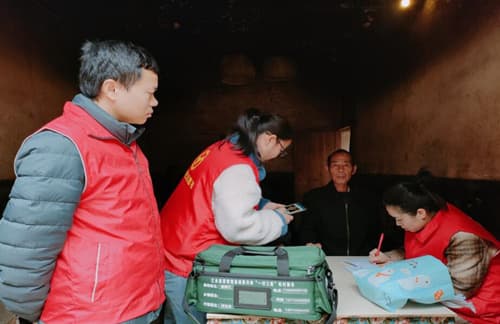湖南江永：探索“医共体”新路子 让群众看病更有“医靠”