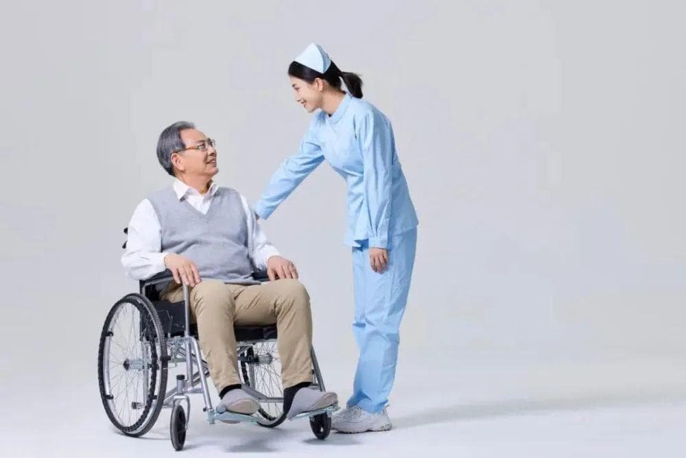 全面总结：专业养老护理员要具备的素质