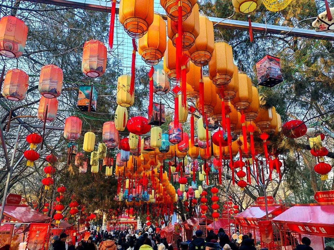 春节消费趋势分析：消费市场全面复苏，多元化需求凸显