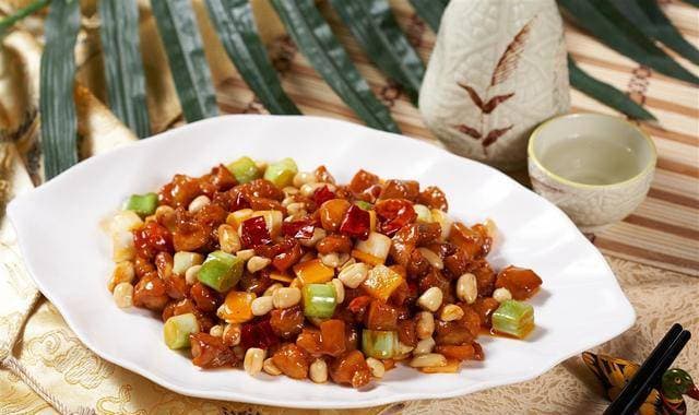 清爽凉拌黄瓜：从零开始的美食烹饪艺术之旅