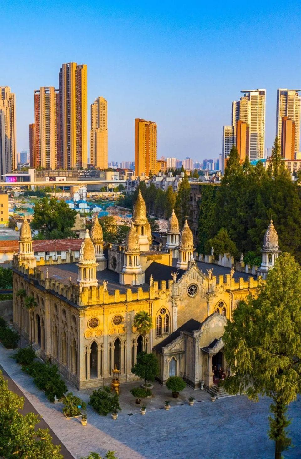 武汉的这座寺庙很奇怪，可能是全国首座，曾吸引印度总理来打卡