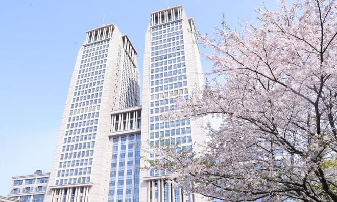 复旦大学今秋将推“AI大课”，实现三个“100%覆盖”