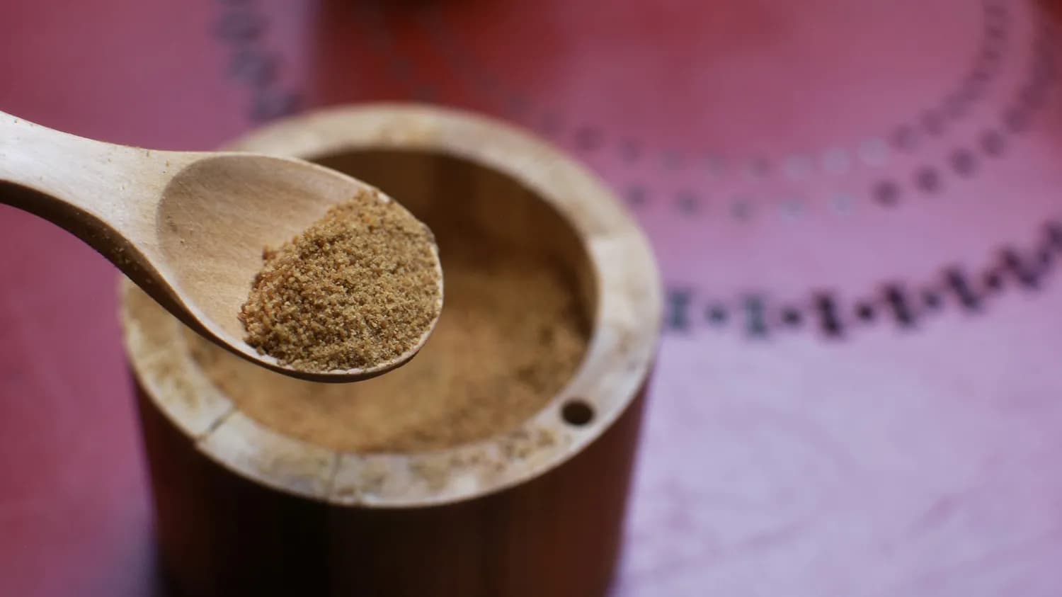 山西晋北定襄红高粱面擦擦：一碗面里的童年味道