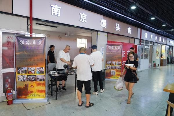 玉雕非遗培训进社区，传承文化新篇章