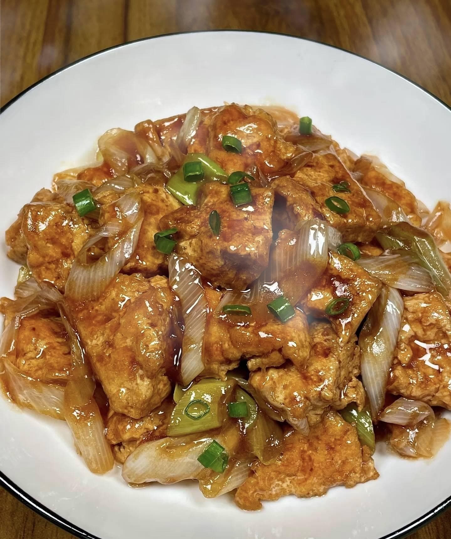 葱烧豆腐：家常美味中的经典之选