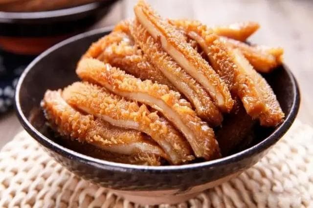 清洗牛肚时，有人加盐，有人用面粉，其实都不对，这才是正确做法