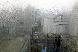 回南天：南方春季的“反潮”现象