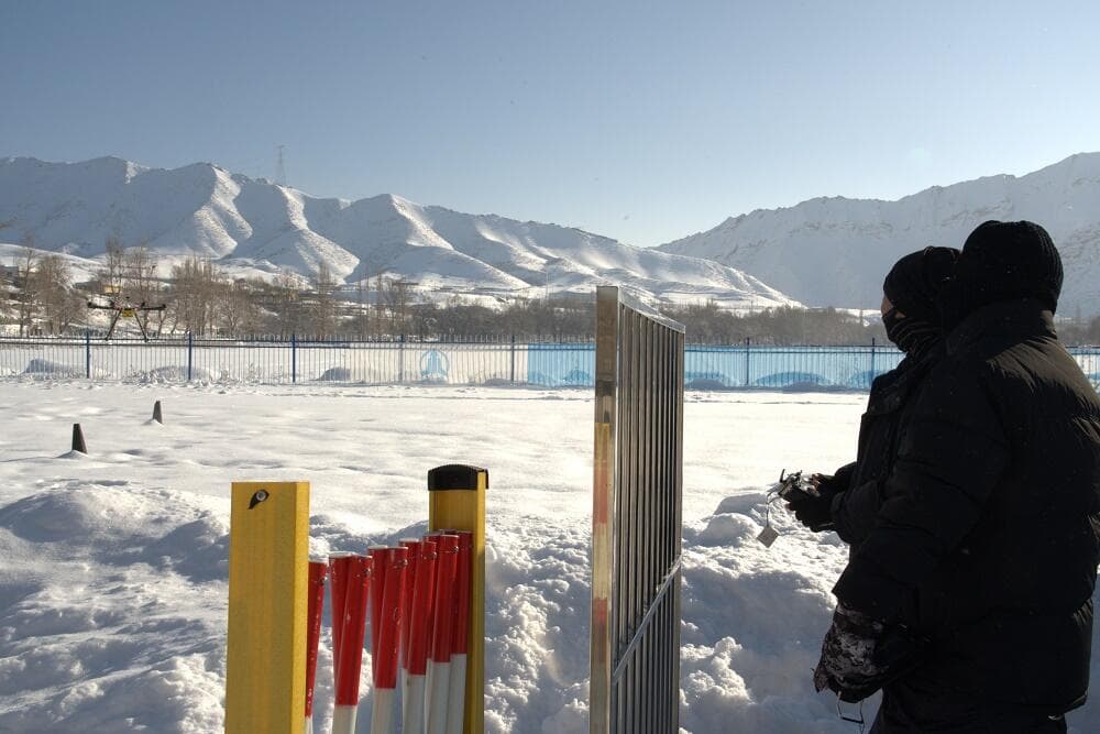 无人机飞行控制技术揭秘：GPS导航、惯性导航与飞行控制系统的完美结合
