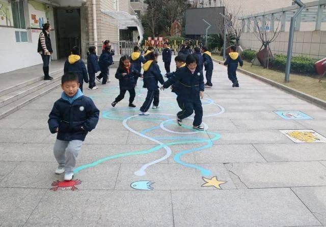 课间怎么玩？学生说了算！这所学校打造了一个“游戏乐园”