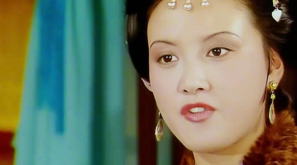 红楼梦深度解析：王熙凤一语道破贾蓉生母真实死因，真相令人愕然