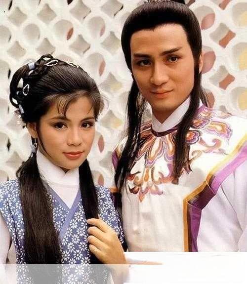 俏黄蓉的秘密：智慧与爱情的交织