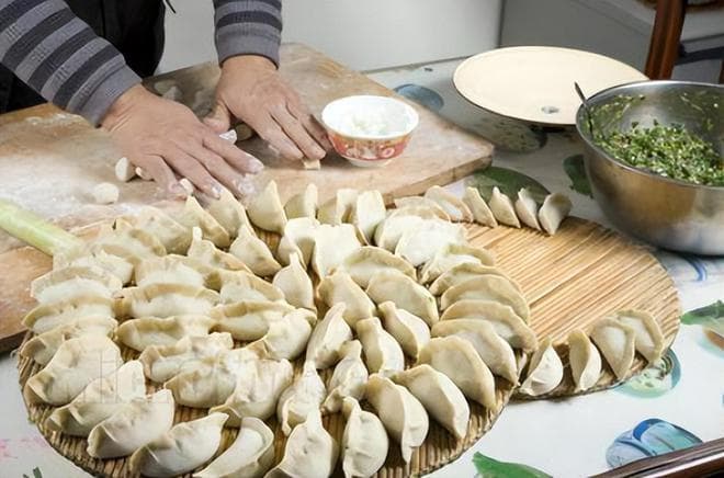 饺子馅里有讲究：三种食材包出新年好彩头