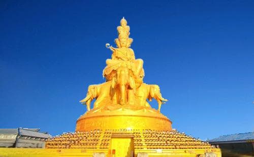 峨眉山旅游攻略：从重庆出发，探秘仙山胜景