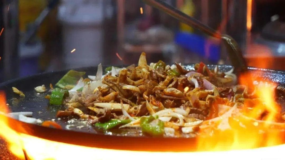 探寻“甘”味之旅：张掖美食　藏着这座城市的烟火味道