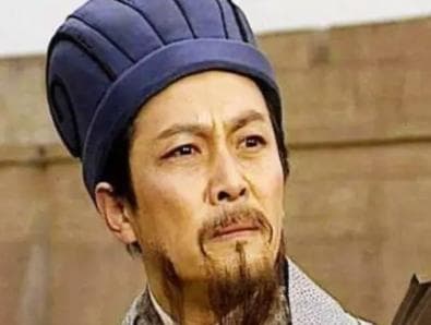 诸葛亮的稳固地位之举：对蜀汉的影响