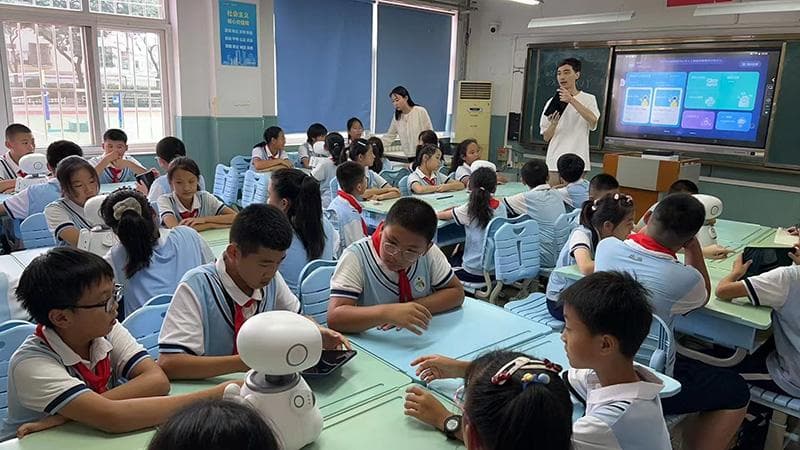 赋能教育教学改革，青岛校园刮起“AI风”