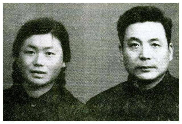 “两弹元勋”邓稼先和夫人许鹿希：家国面前，爱情让路