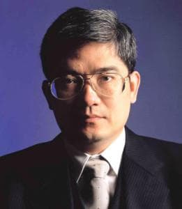 郎咸平：一位备受争议的经济学家