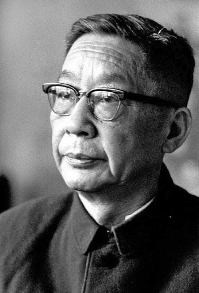 纪念老舍诞辰125周年，媒体刊文：他致力于东方与西方的相遇