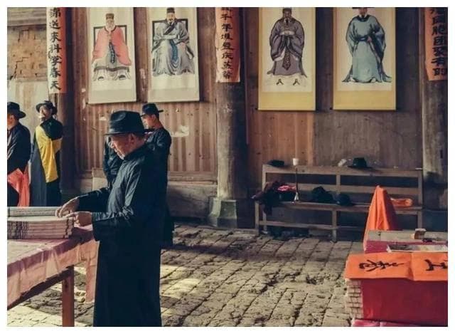 “长孙”不再承家业：传统称谓的现代转型
