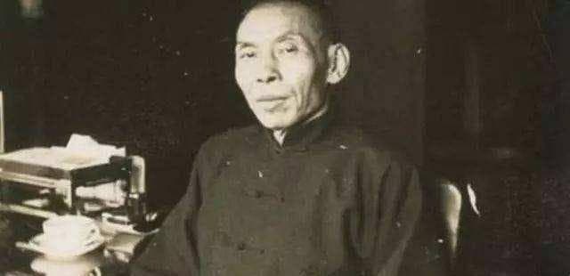 中国红十字会总会副会长——杜月笙