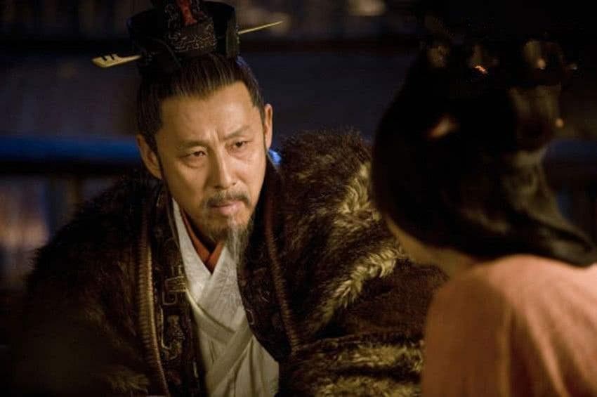 汉景帝削藩引发七国之乱，三个月平定稳固中央集权