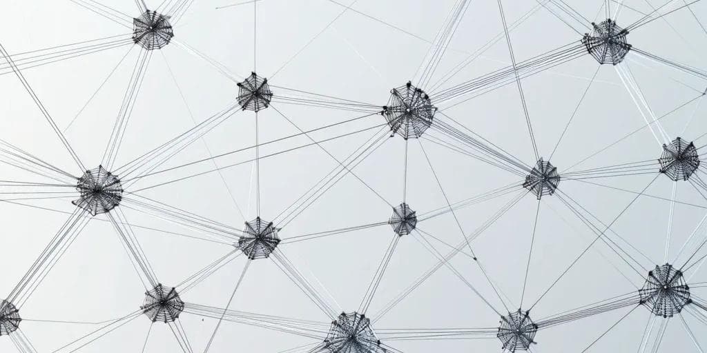 企业绩效管理论文中常用的理论框架有哪些？