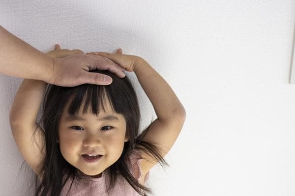孩子情绪问题处理指南：三个步骤帮你轻松应对