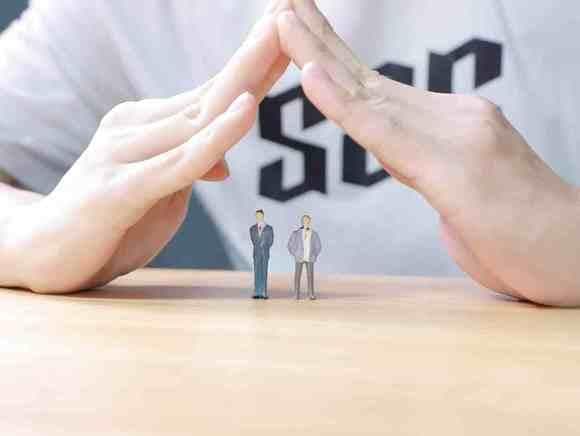 深圳失业保险金领取指南：期限计算与退休金影响