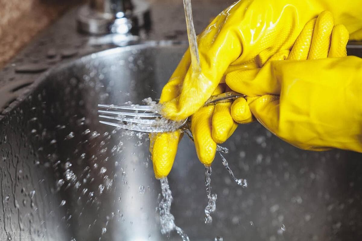 水管清洁新篇章：守护家庭水质的秘密武器