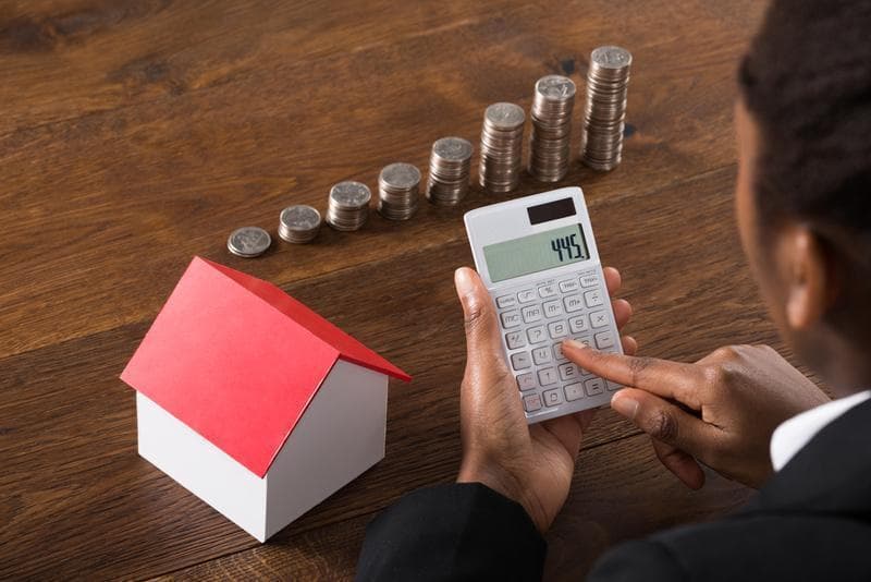 房贷提前结清不需要还完全部利息，只需偿还剩余本金