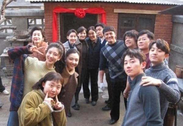 从《六姊妹》看人生百态：性格差异下的命运交响