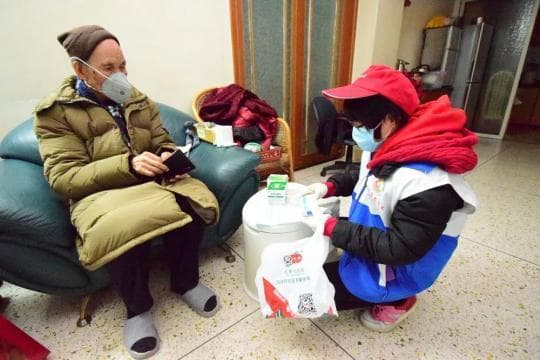用青春勇担责任：他们才不是娇滴滴的“90后”“00后”