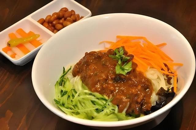 烟台十大特色美食：从福山大面到烟台焖子